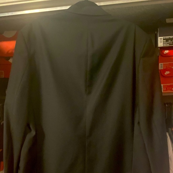 DKNY 100% Wool Men’s Black Suit jacket Size 40R - Picture 3 of 4